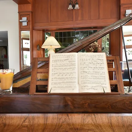 Large Family Stay, Cleaning Included Casa vacanze