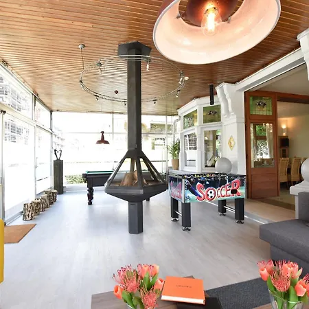 Ancien Du Centre, Cleaning Included Holiday home