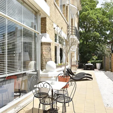Large Family Stay, Cleaning Included Casa vacanze